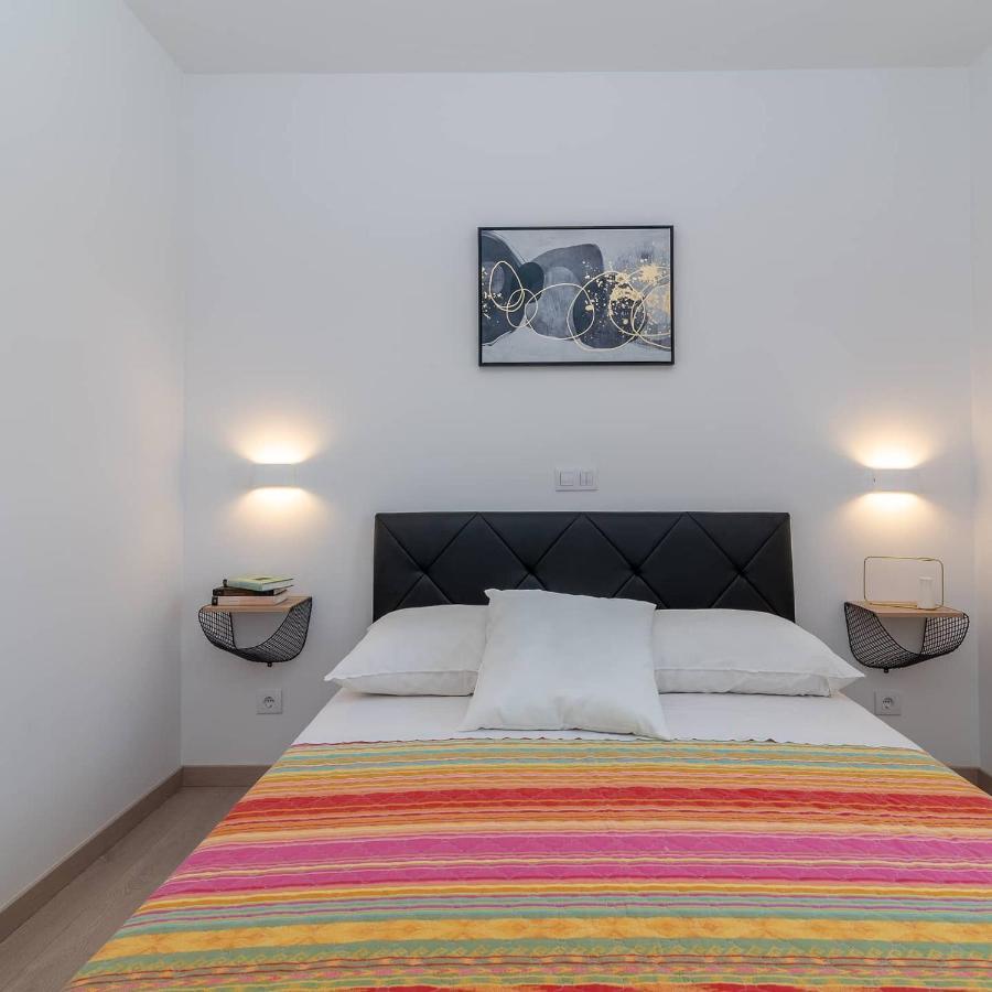 Apartman Lotos Trogir Exterior foto