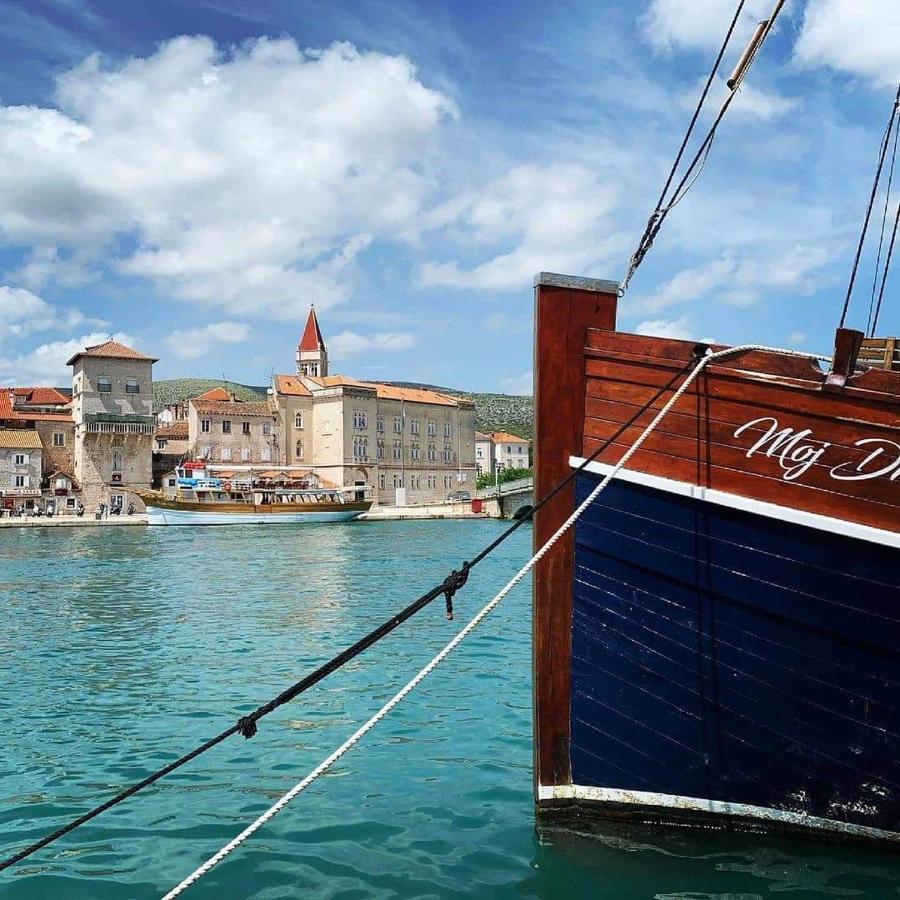 Apartman Lotos Trogir Exterior foto